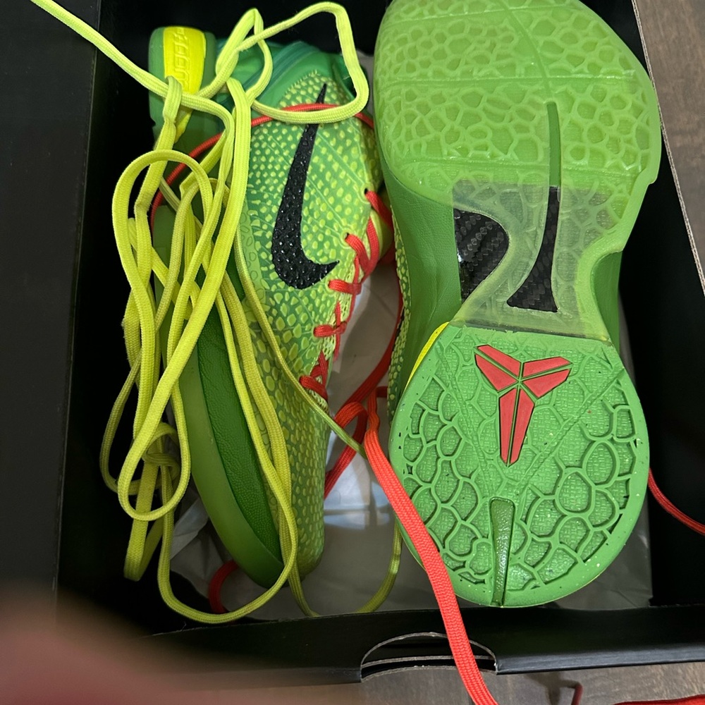 Nike Kobe 6 Protro Grinch - image 7